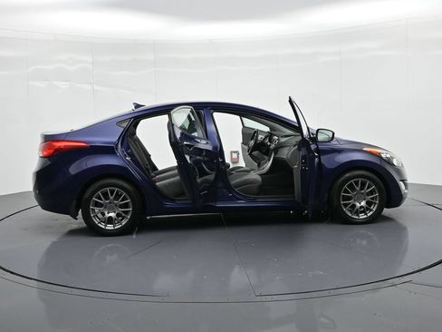 Used 2013 Hyundai Elantra GLS w/ Preferred Pkg FWD image 22