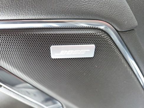 Used 2023 GMC Sierra 1500 Elevation w/ Preferred Package image 9