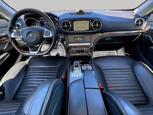 Used 2019 Mercedes-Benz SL 550 image 10