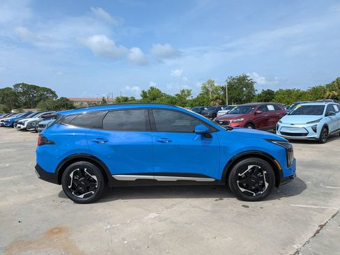 Certified 2026 Kia Sportage SX FWD image 9