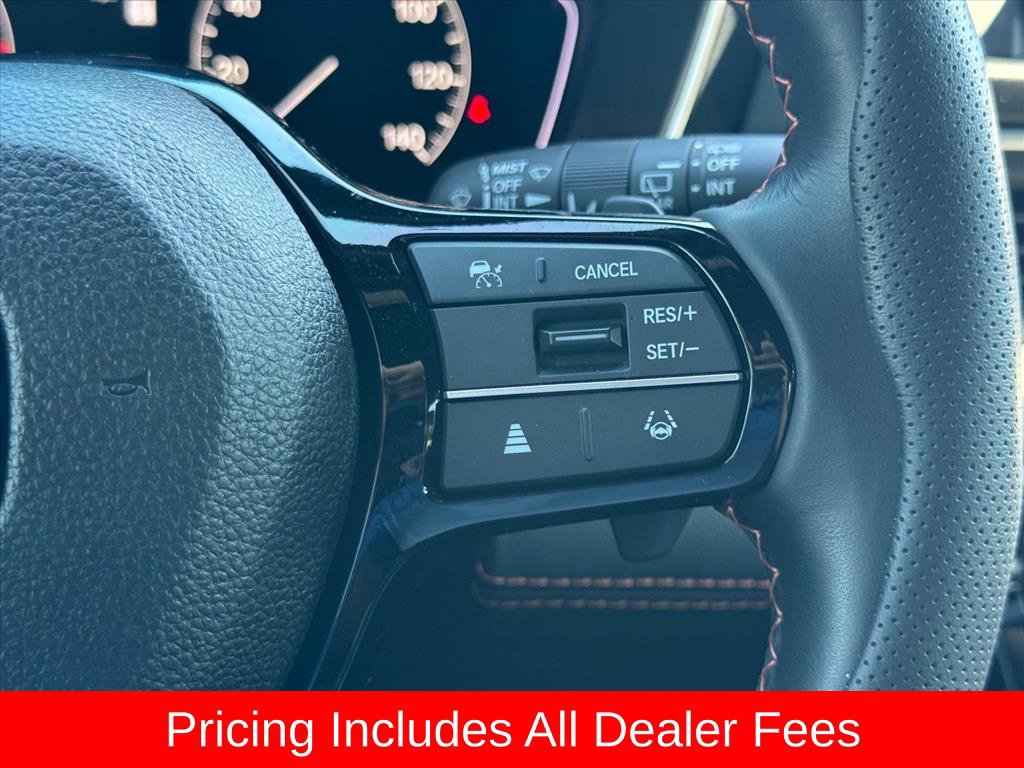 Used 2025 Honda Pilot Sport image 19