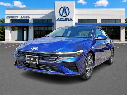 Used 2025 Hyundai Elantra SEL