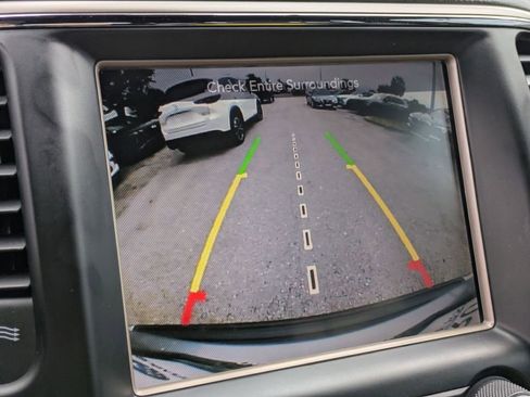 Used 2016 Jeep Grand Cherokee Laredo 75th Anniversary image 32