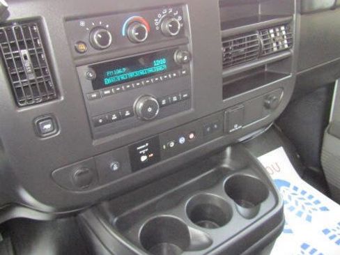 Used 2025 Chevrolet Express 3500 LT w/ LT Preferred Equipment Group RWD image 16