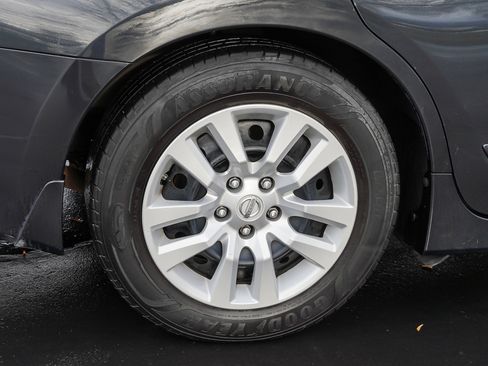 Used 2017 Nissan Altima 2.5 S w/ Power Driver Seat Package image 11