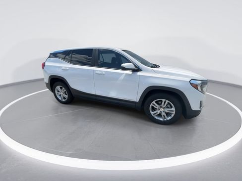 Used 2021 GMC Terrain SLE FWD image 9