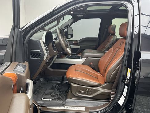 Used 2020 Ford F250 King Ranch w/ King Ranch Ultimate Package image 3