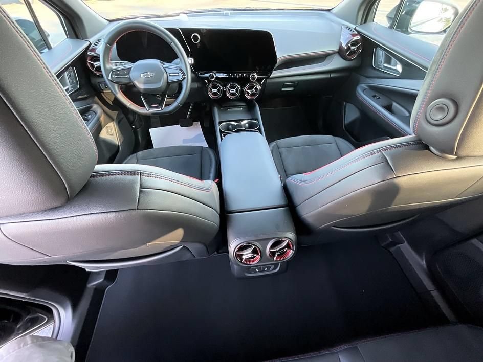 Used 2024 Chevrolet Blazer EV RS AWD/4WD image 3