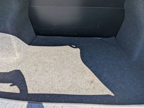 Used 2025 Nissan Versa S FWD image 25