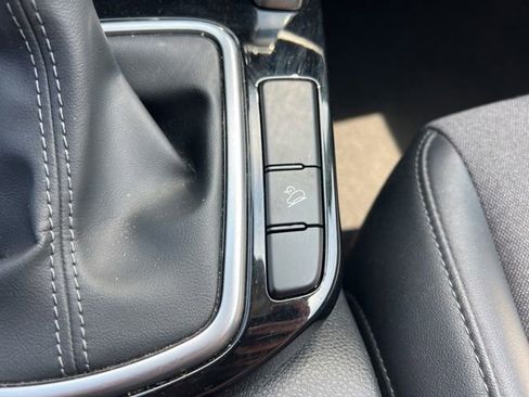 Certified 2025 Kia Seltos S FWD image 25