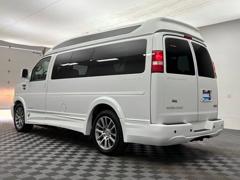 Used 2019 GMC Savana 2500 RWD image 14