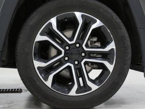 Used 2022 Jeep Compass Limited w/ Sun and Sound Group AWD/4WD image 10