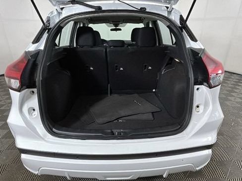 Used 2024 Nissan Kicks S FWD image 28