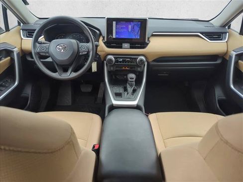 Used 2024 Toyota RAV4 LE AWD/4WD image 24