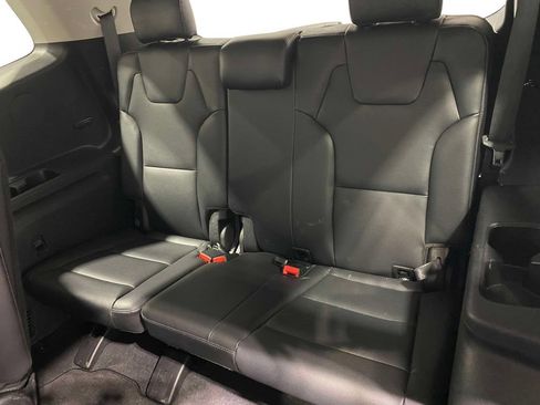 Used 2025 Kia Telluride S AWD/4WD image 13