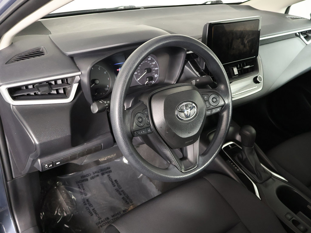 Used 2025 Toyota Corolla LE FWD image 23