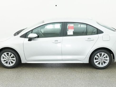 New 2026 Toyota Corolla LE FWD image 3