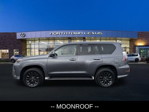 Used 2021 Lexus GX 460 Premium w/ Premium Package image 2