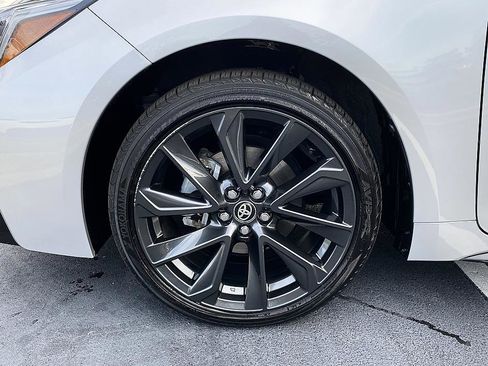 Certified 2025 Toyota Corolla SE image 8