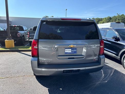 Used 2020 Chevrolet Tahoe LT w/ Off-Road Package AWD/4WD image 13