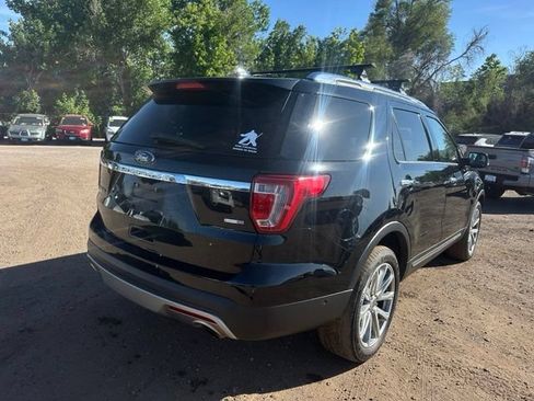 Used 2017 Ford Explorer Limited w/ Equipment Group 303A AWD/4WD image 6