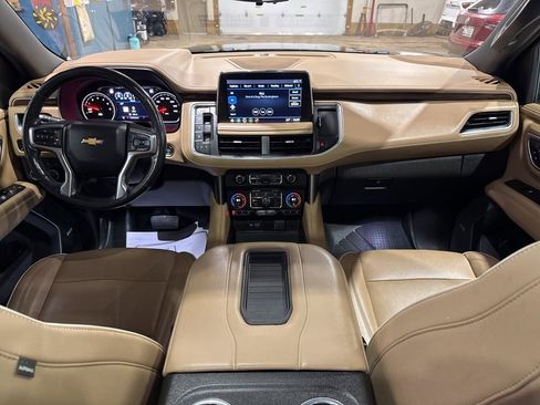 Used 2021 Chevrolet Tahoe Premier w/ Premium Package image 38