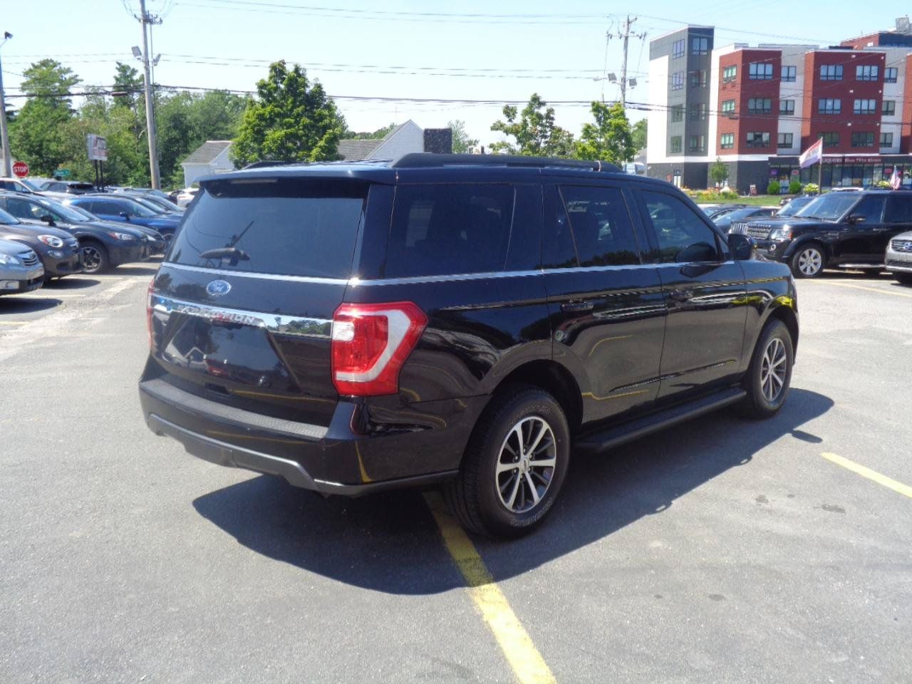 Used 2021 Ford Expedition XL AWD/4WD image 17