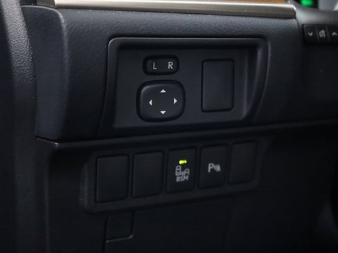 Used 2014 Lexus ES 300h image 12