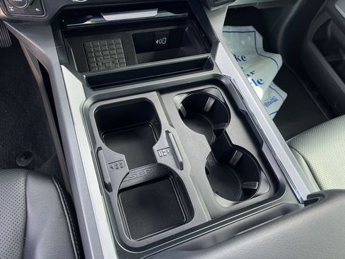 Used 2024 Ford F250 Lariat w/ Lariat Ultimate Package image 27