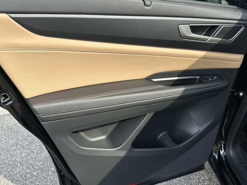 New 2026 Volkswagen Atlas Cross Sport SEL R-Line image 15