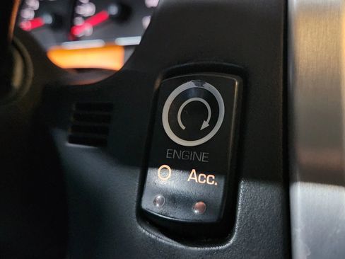 Used 2010 Cadillac STS image 31