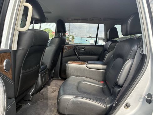 Used 2017 INFINITI QX80 2WD image 11