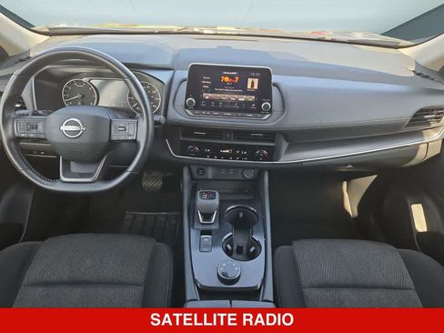 Used 2025 Nissan Rogue SV AWD/4WD image 14