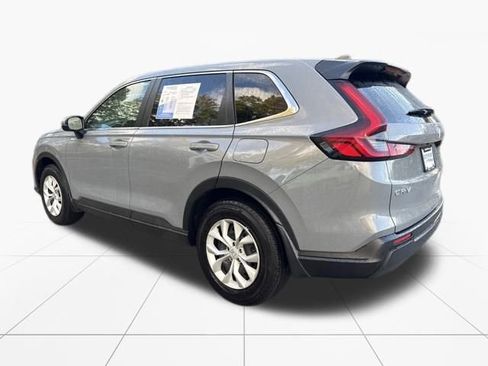Used 2025 Honda CR-V LX image 6