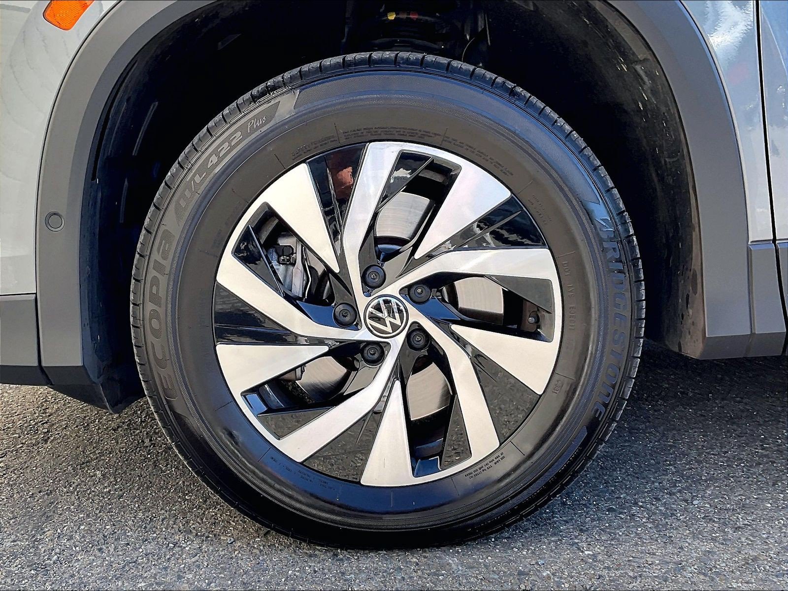 Certified 2025 Volkswagen Tiguan S AWD/4WD image 7