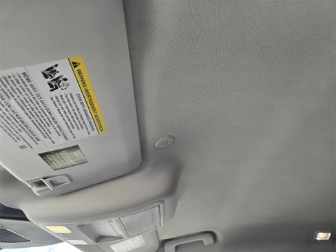 Used 2022 Ford Escape SEL image 24