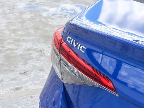 Certified 2023 Honda Civic EX image 7