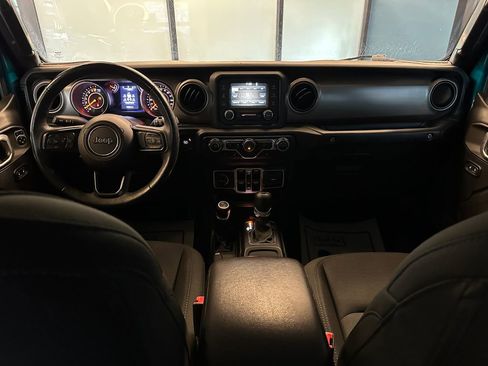 Used 2019 Jeep Wrangler Unlimited Sport S AWD/4WD image 9