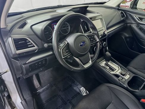 Used 2021 Subaru Forester Premium image 18