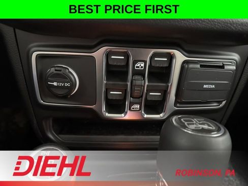 New 2026 Jeep Wrangler Unlimited Sport AWD/4WD image 30