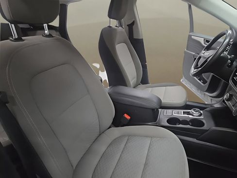 Used 2022 Ford Escape SE w/ Convenience Package AWD/4WD image 26