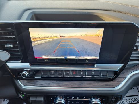 New 2026 GMC Sierra 3500 SLT image 13