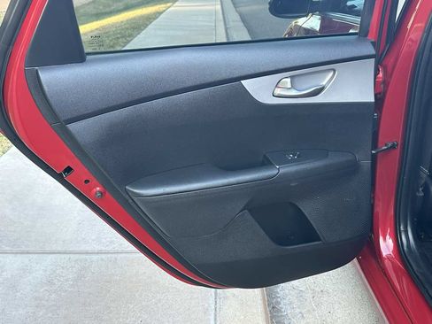 Used 2022 Kia Forte LXS w/ LXS Technology Package image 38