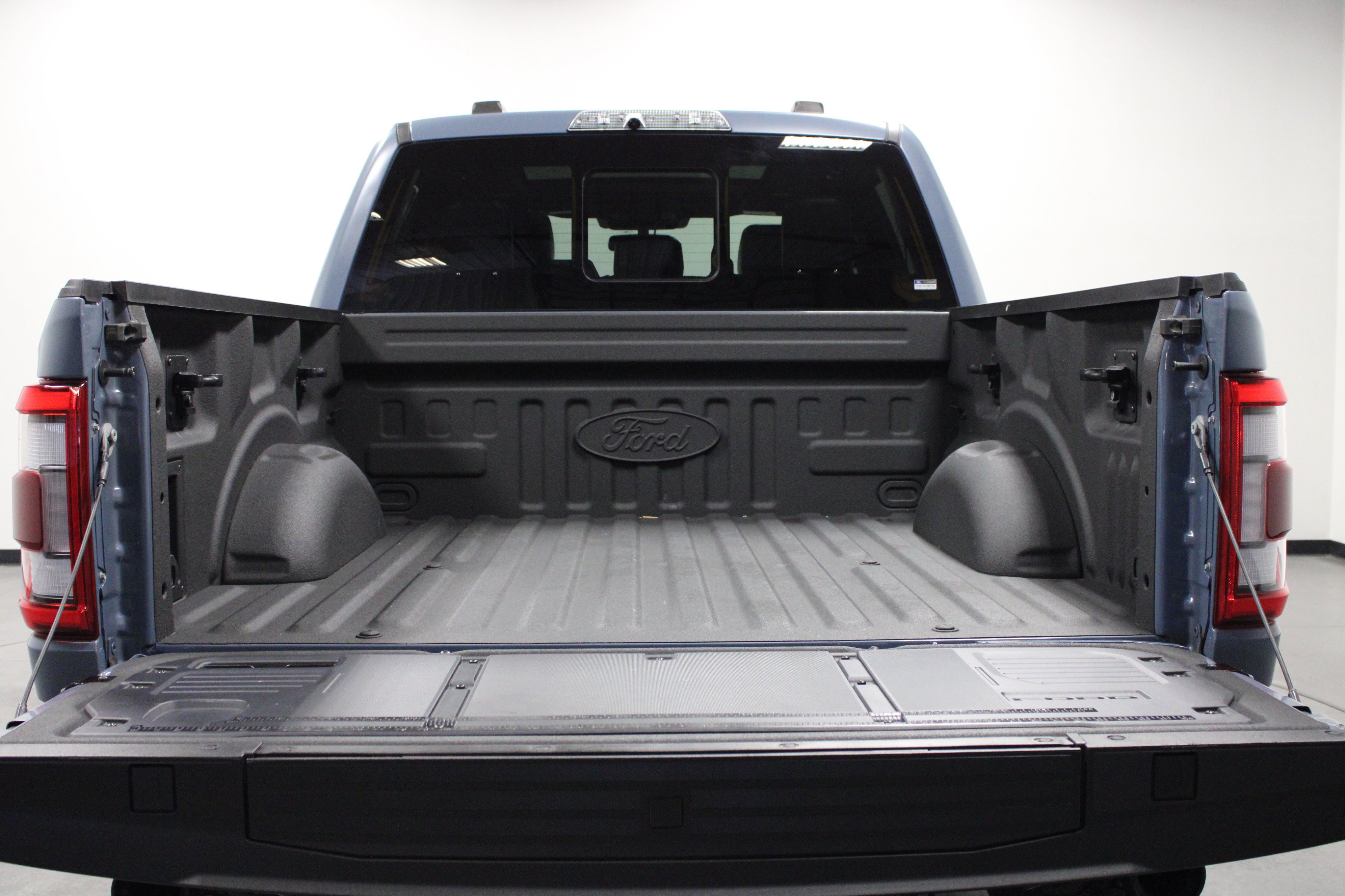 Used 2023 Ford F150 Raptor w/ Equipment Group 802A Raptor R AWD/4WD image 14