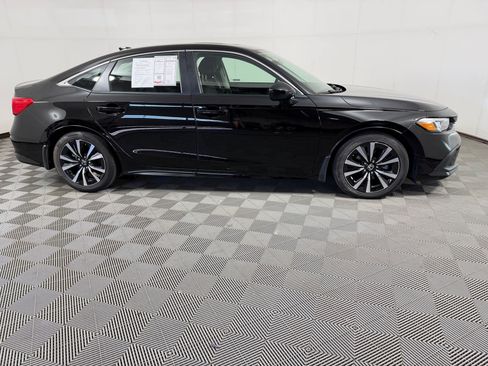 Used 2024 Honda Civic EX image 8