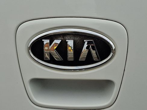 Used 2012 Kia Soul image 31