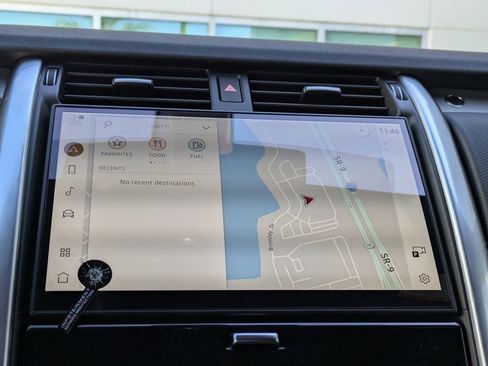 New 2026 Land Rover Discovery Limited Edition image 24