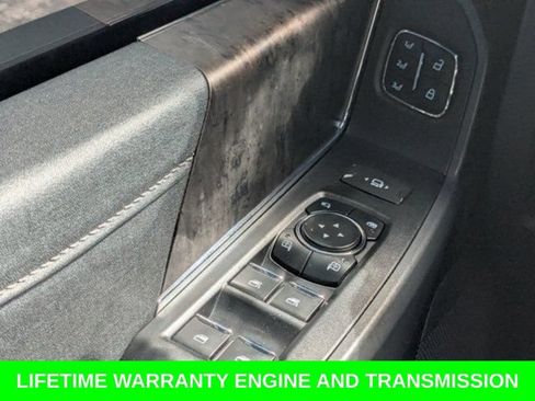 Used 2023 Ford F250 Lariat w/ Lariat Ultimate Package AWD/4WD image 23