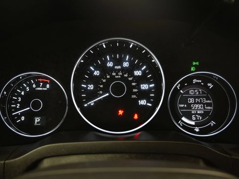 Used 2018 Honda HR-V EX image 14