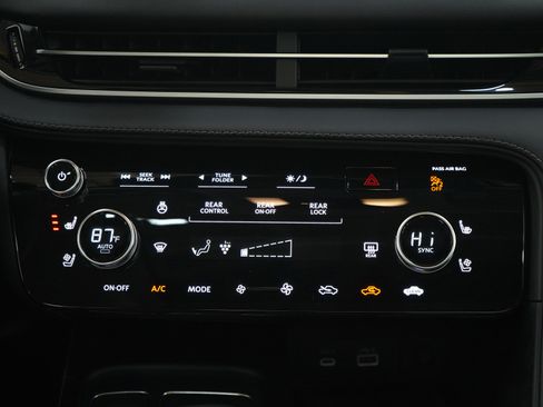 Used 2024 INFINITI QX60 Sensory AWD/4WD image 20